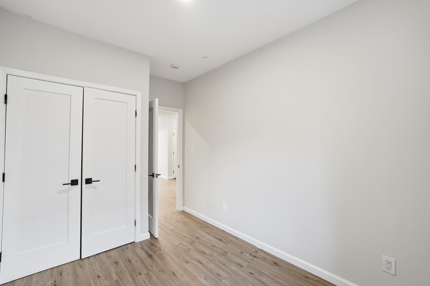 More Photos Of 1901 I St NE, Washington Multifamily For Sale
