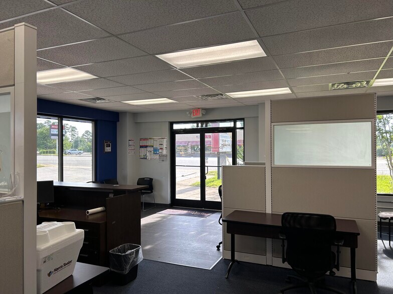 More Photos Of 296 E Blackstock Rd, Spartanburg General Retail For Sale
