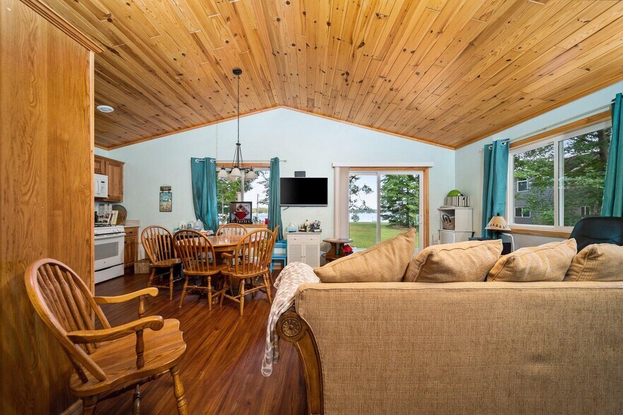 More Photos Of 3551 W Otsego Lake Dr, Gaylord Manufactured Housing Mobile Home Park For Sale