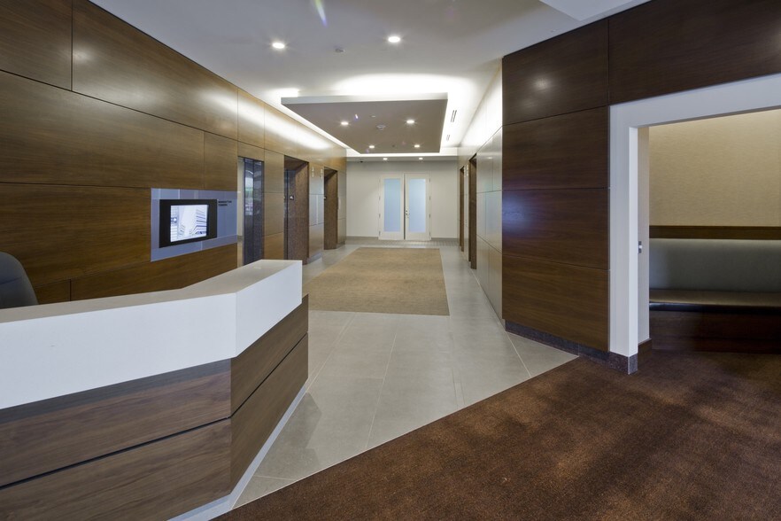 More Photos Of 1230 Rosecrans Ave, Manhattan Beach Office For Lease