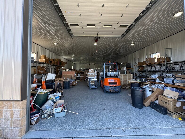 More Photos Of 1046 Ekastown Rd, Saxonburg Office Residential For Lease