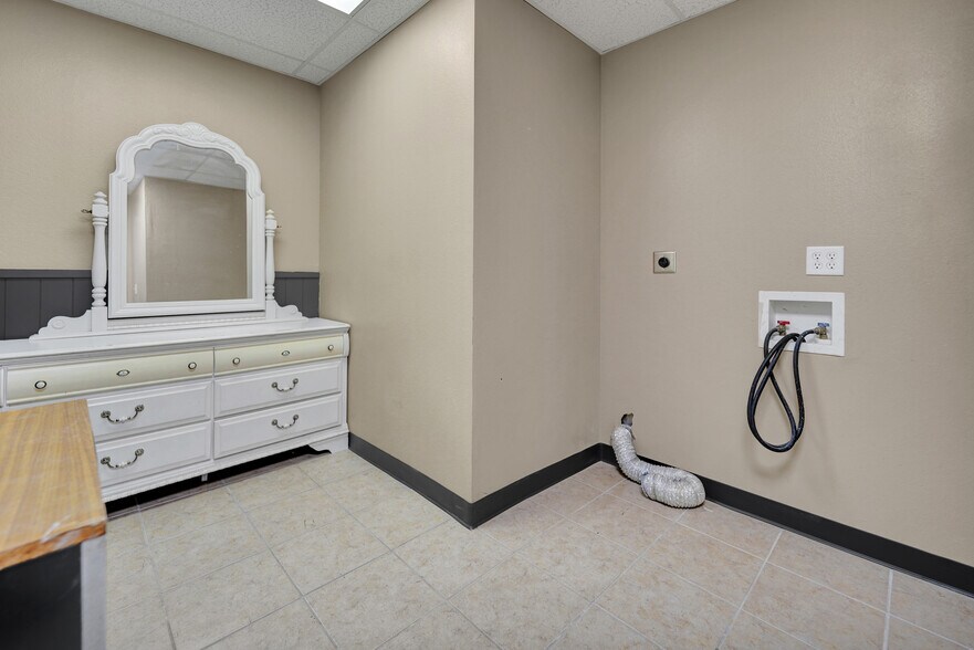 More Photos Of 2651 John Ben Shepperd Pky, Odessa Office For Sale