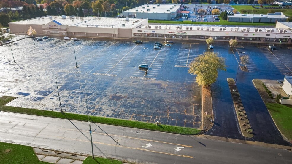 More Photos Of 240 Deo Dr, Newark Land For Sale