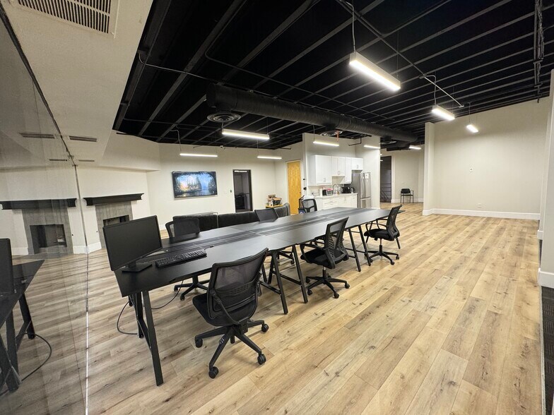 More Photos Of 3505 Cadillac Ave, Costa Mesa Office For Lease
