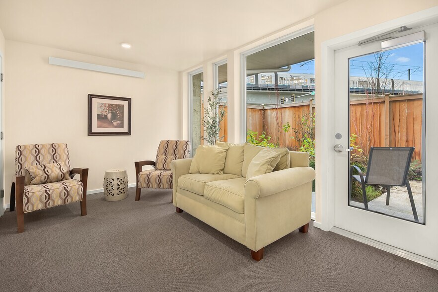 More Photos Of 2807 S Hanford St, Seattle Apartments For Sale