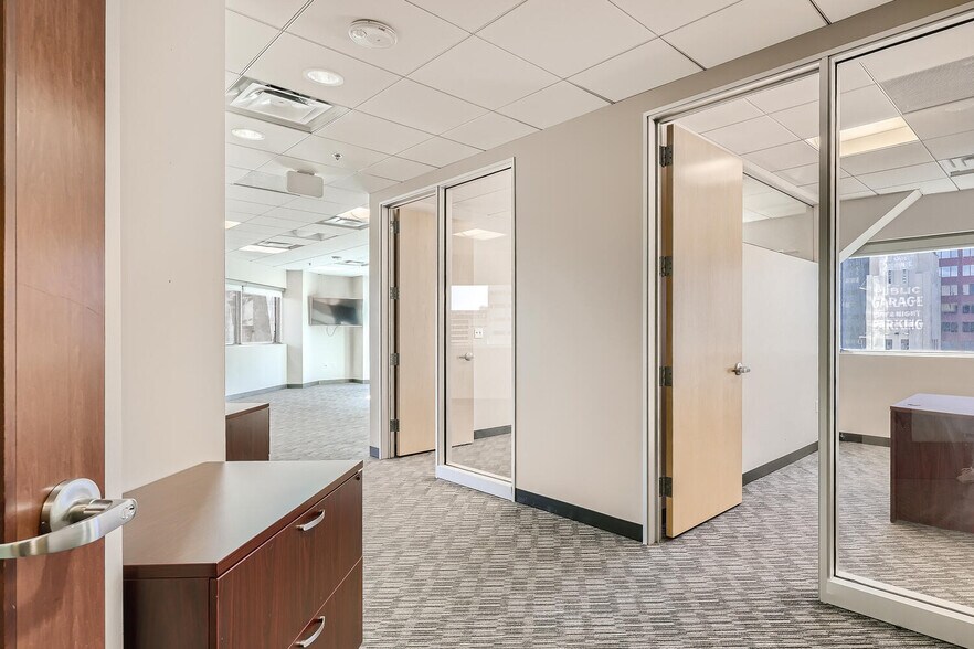 More Photos Of 1800 Glenarm Pl, Denver Office For Sale