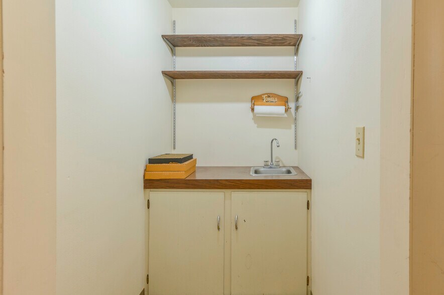 More Photos Of 24 6th Avenue | Unit 102, Helena Storefront For Lease