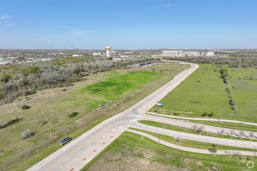More Photos Of 1400 Midtown Dr, College Station Land For Sale