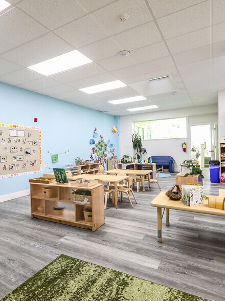 More Photos Of 1422 San Pablo Ave, Berkeley Lodge Meeting Hall For Lease