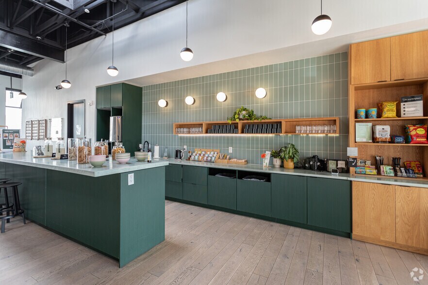 More Photos Of 412 W Rivers Edge Dr, Provo Coworking Space