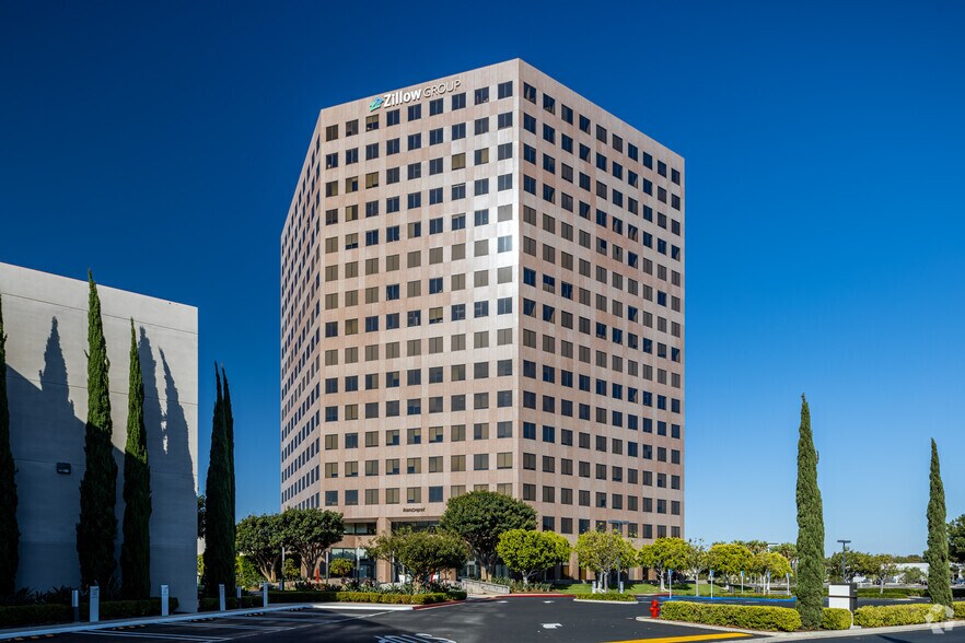 More Photos Of 2600 Michelson Dr, Irvine Office For Lease