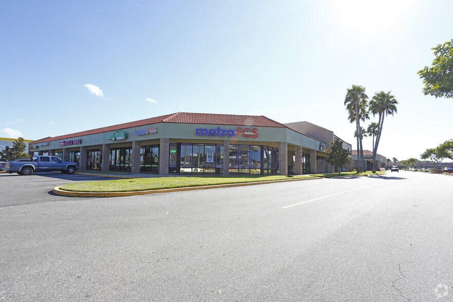 More Photos Of 6463-6501 102nd Ave, Pinellas Park Storefront For Lease