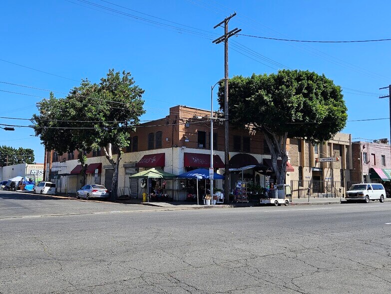 More Photos Of 752 S San Pedro St, Los Angeles Manufacturing For Sale