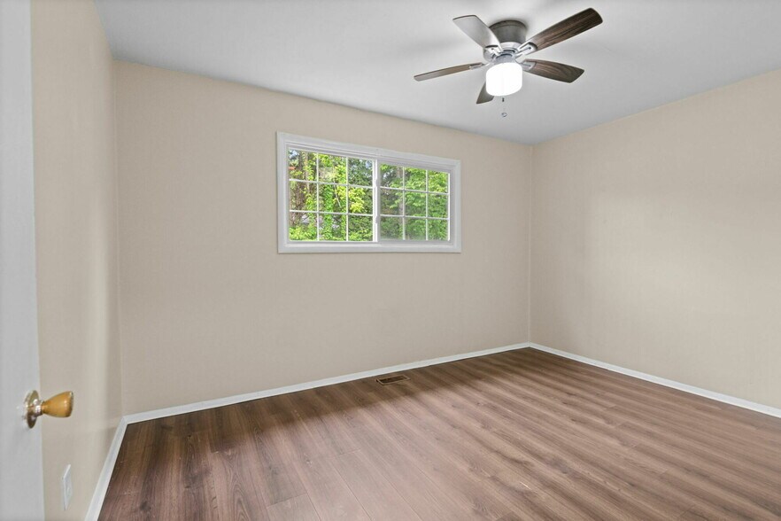 More Photos Of 707 Carter Sells Rd, Johnson City Apartments For Sale