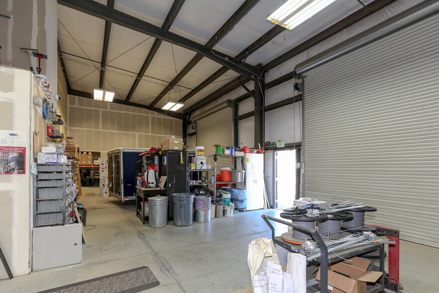 More Photos Of 128 Heron Way, Merced Light Manufacturing For Lease