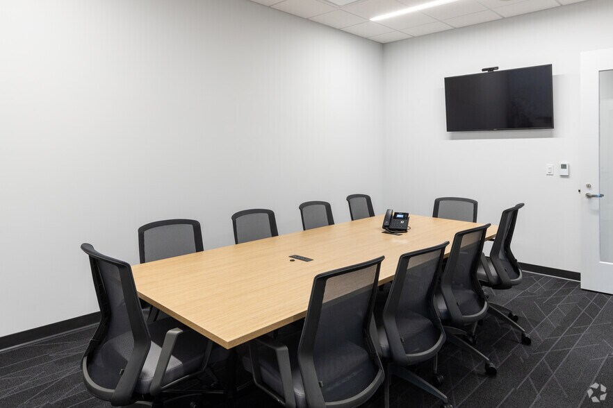 More Photos Of 333 S Garland Ave, Orlando Office For Lease