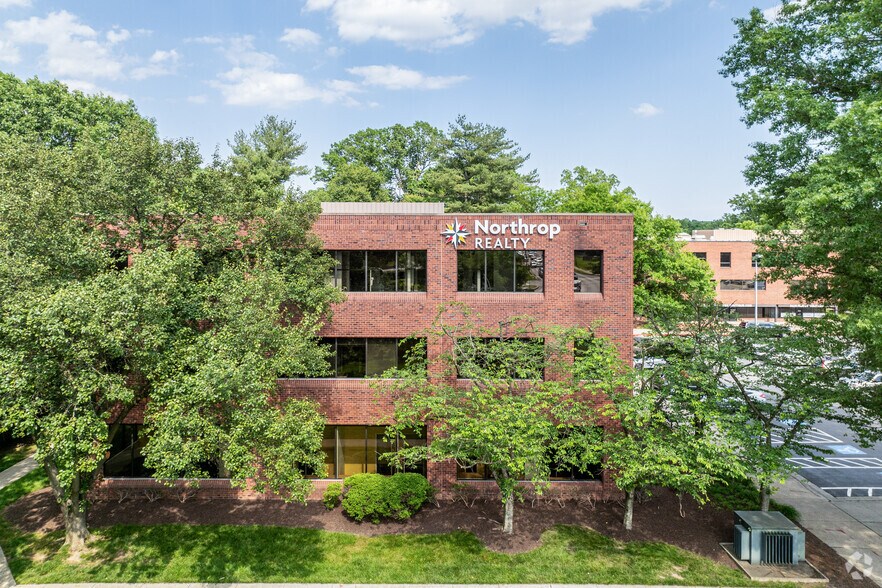 More Photos Of 5570 Sterrett Pl, Columbia Office For Lease