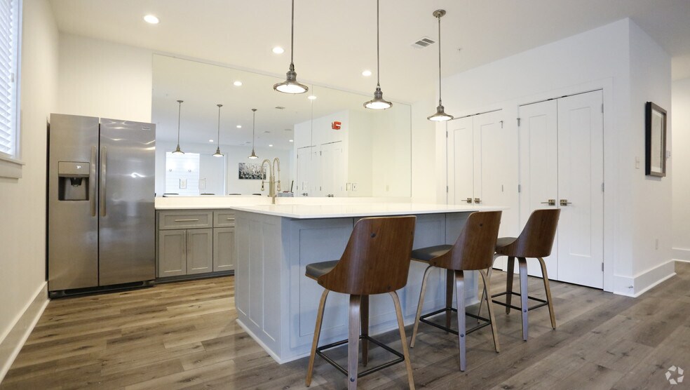More Photos Of 141 Napoleon St, Baton Rouge Multifamily For Sale