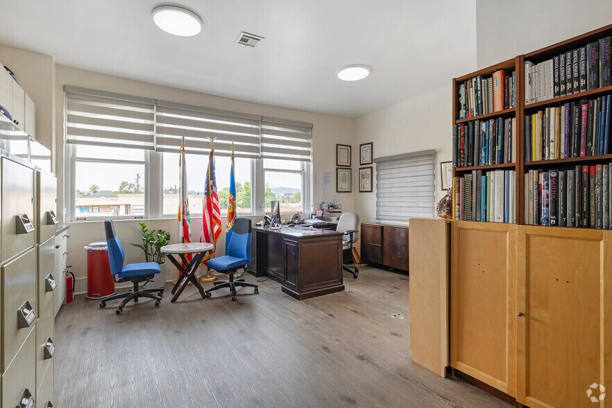 More Photos Of 4109-4117 W Pico Blvd, Los Angeles Office For Sale