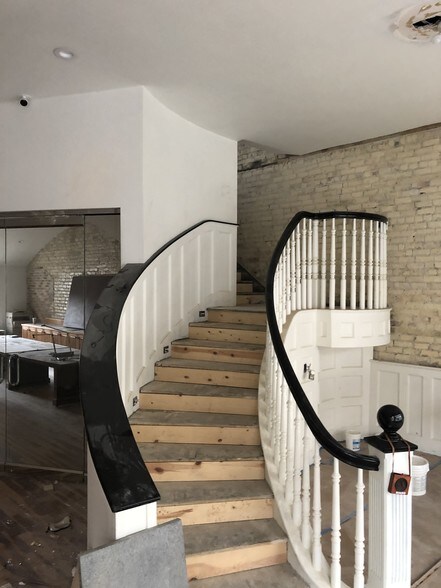 More Photos Of 165 S Regent St, Salt Lake City Office For Lease