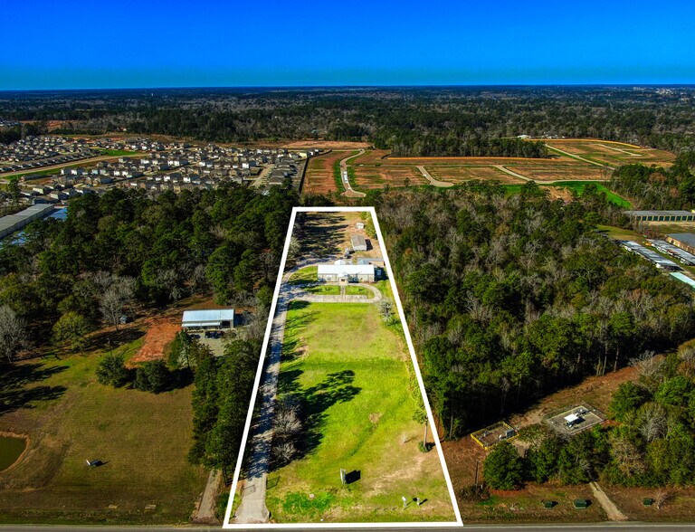 More Photos Of 464 McCaleb, Montgomery Specialty For Sale