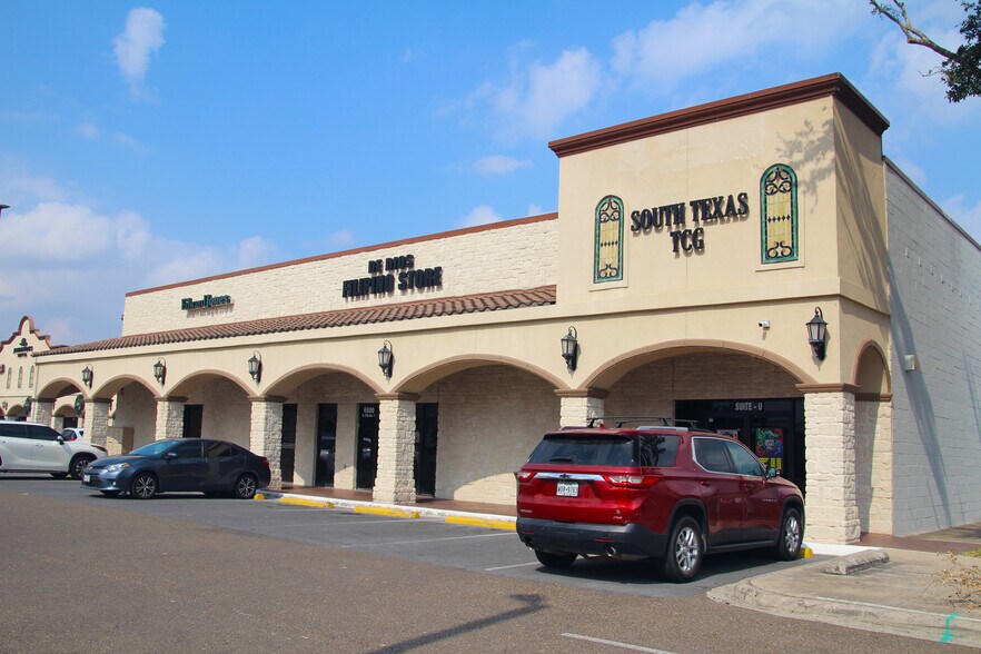 More Photos Of 6500 N 10th St, McAllen Storefront For Sale