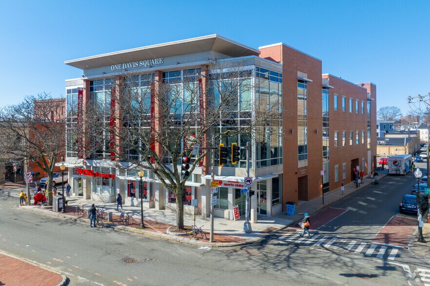 More Photos Of One Davis Sq, Somerville Health Club For Lease