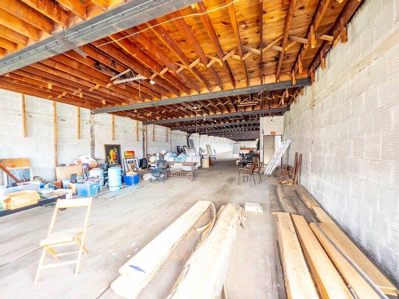 More Photos Of 180 Erie Blvd, Schenectady Office Residential For Sale