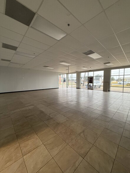 More Photos Of 2228 Trenton Rd, McAllen Unknown For Lease