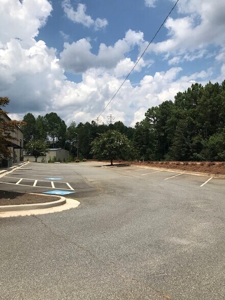 More Photos Of 1459B Field Park Cir, Marietta Flex For Lease