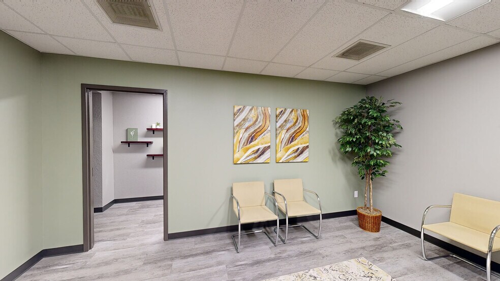 Primary Photo Of 4240 Blue Ridge Blvd, Kansas City Coworking Space