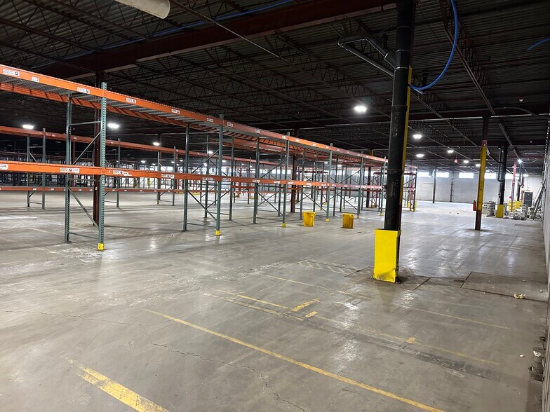 More Photos Of 70 Community Ave, Plainfield Industrial For Sale