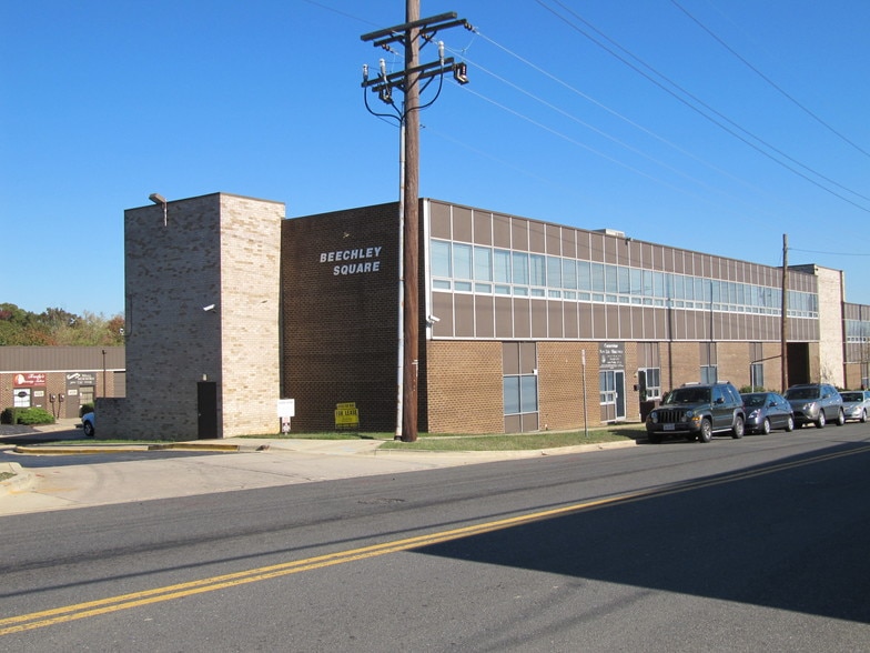 More Photos Of 4544 Beech Rd, Temple Hills Warehouse For Lease