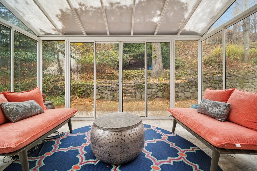 More Photos Of 526 Highland Ave, Montclair Hospitality For Sale