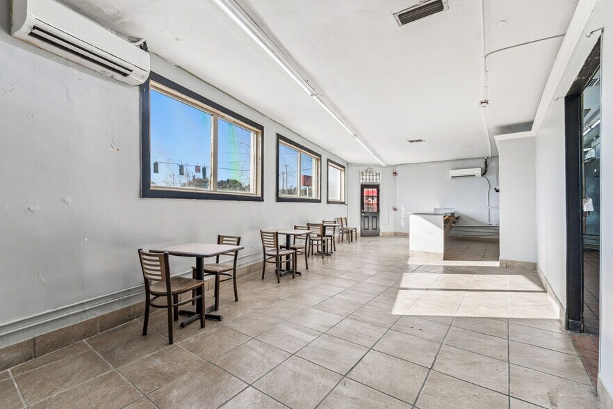 More Photos Of 715 McDuff Ave, Jacksonville Storefront Retail Residential For Sale