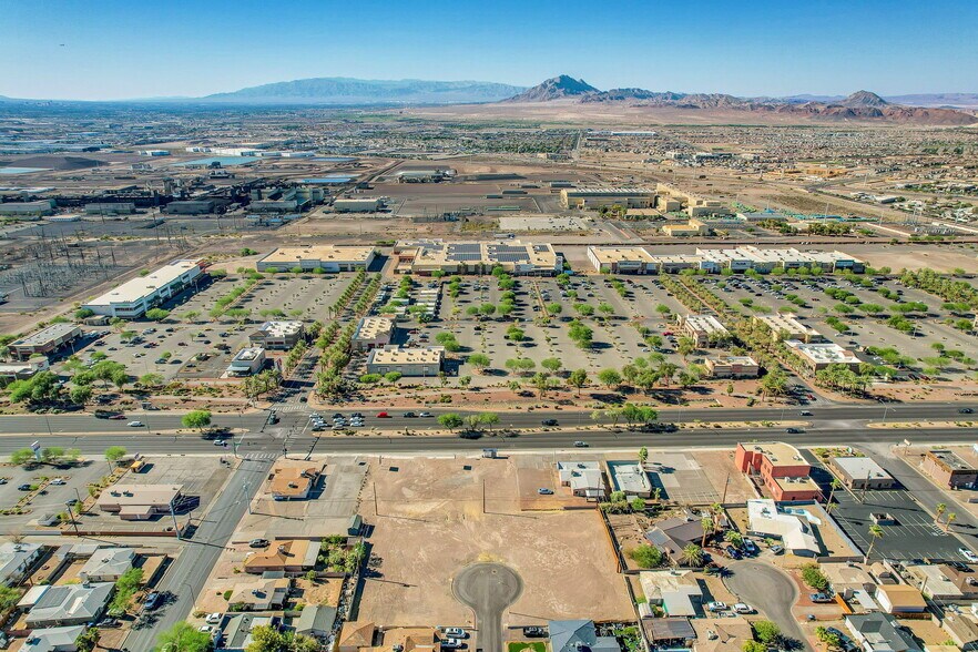 More Photos Of 325 W Lake Mead Dr, Henderson Office For Lease