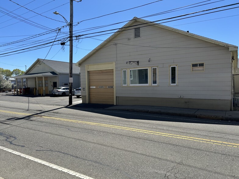 Primary Photo Of 20 Maplewood Ave, Gloucester Light Distribution For Lease