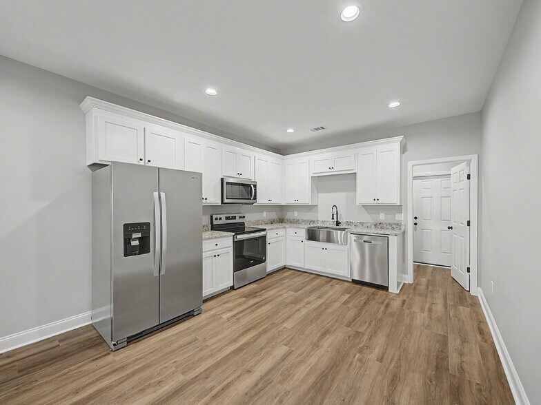 More Photos Of 515 Birch St, Adel Apartments For Sale