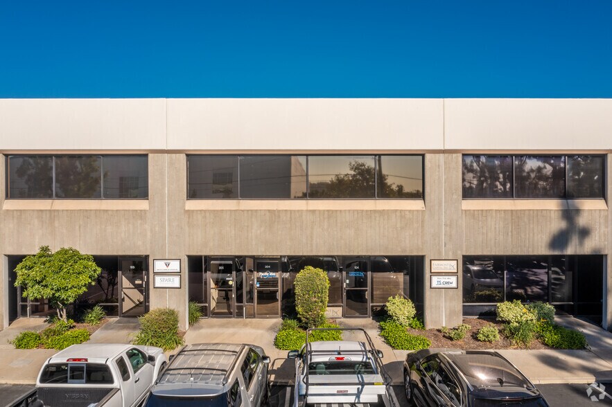 More Photos Of 1240 N Van Buren St, Anaheim Research And Development For Lease