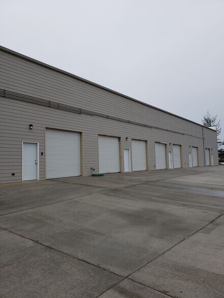 More Photos Of 13131 Mukilteo Speedway, Lynnwood Warehouse For Sale