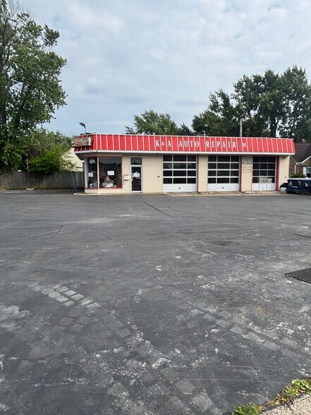 Primary Photo Of 1784 Eggert Rd, Buffalo Specialty For Sale