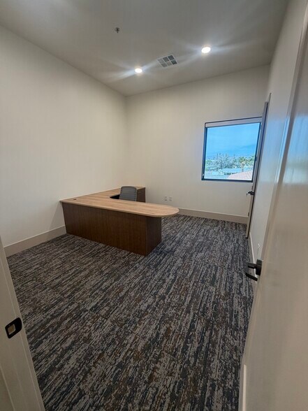 More Photos Of 2882 E Russell Rd, Las Vegas Office For Sale
