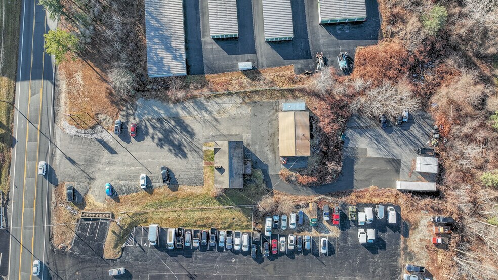 More Photos Of 1170 Hooksett Rd, Hooksett Storefront Retail Office For Lease