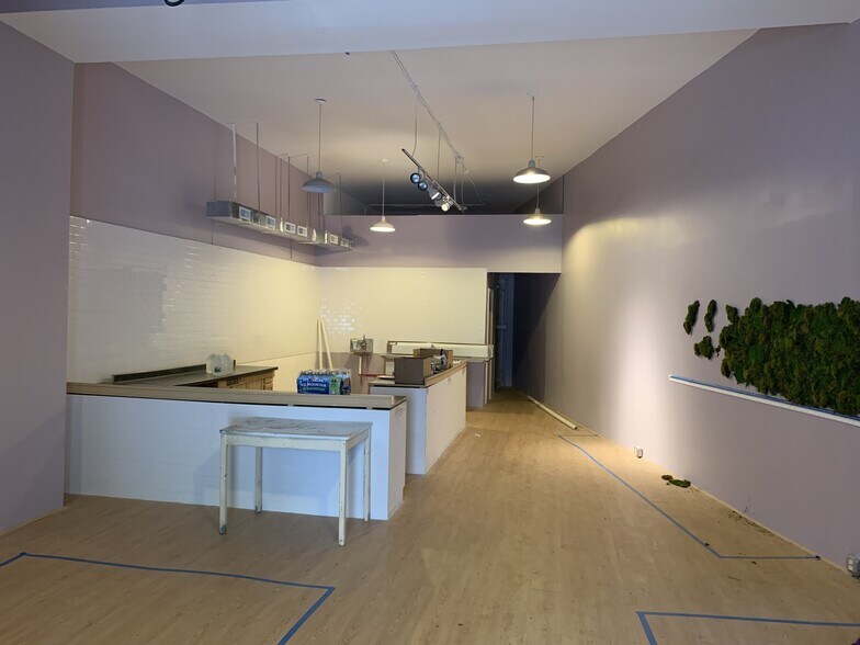 More Photos Of 2159-2161 Central Ave, Cincinnati Storefront Retail Residential For Lease