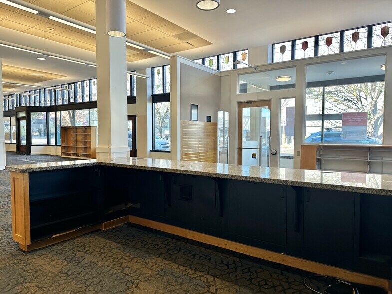 More Photos Of 2300-2314 NW Thurman St, Portland Freestanding For Lease