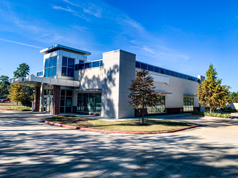 Primary Photo Of 10815 Kuykendahl Rd, The Woodlands Medical For Lease