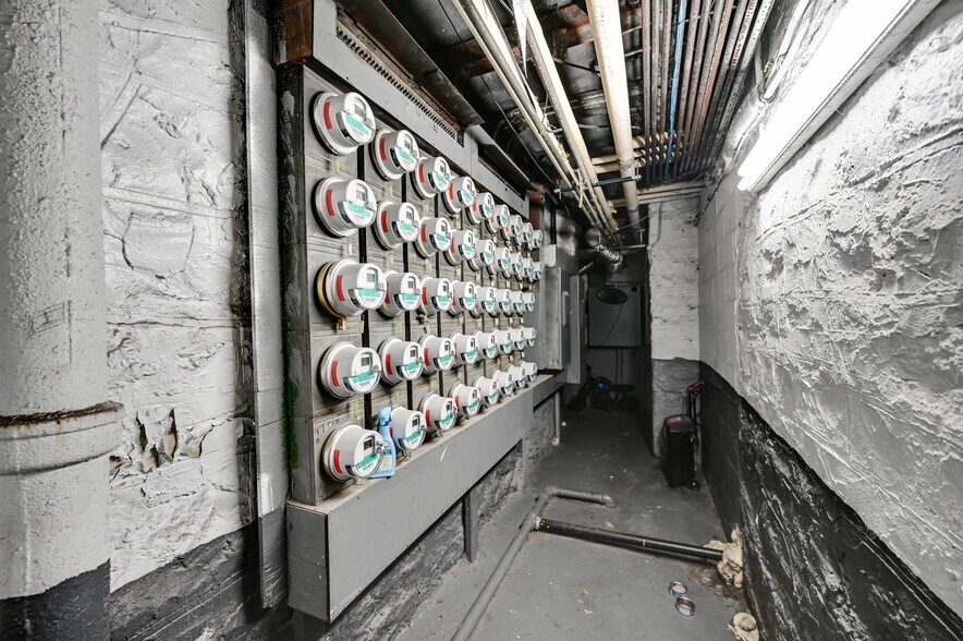 More Photos Of 1967-1971 Marmion Ave, Bronx Apartments For Sale