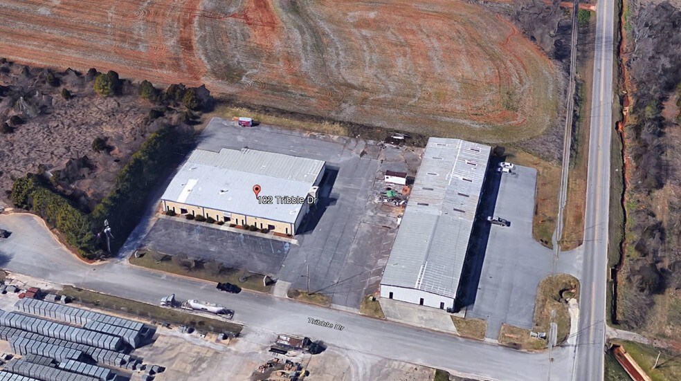 More Photos Of 102 Tribble Dr, Madison Light Manufacturing For Lease