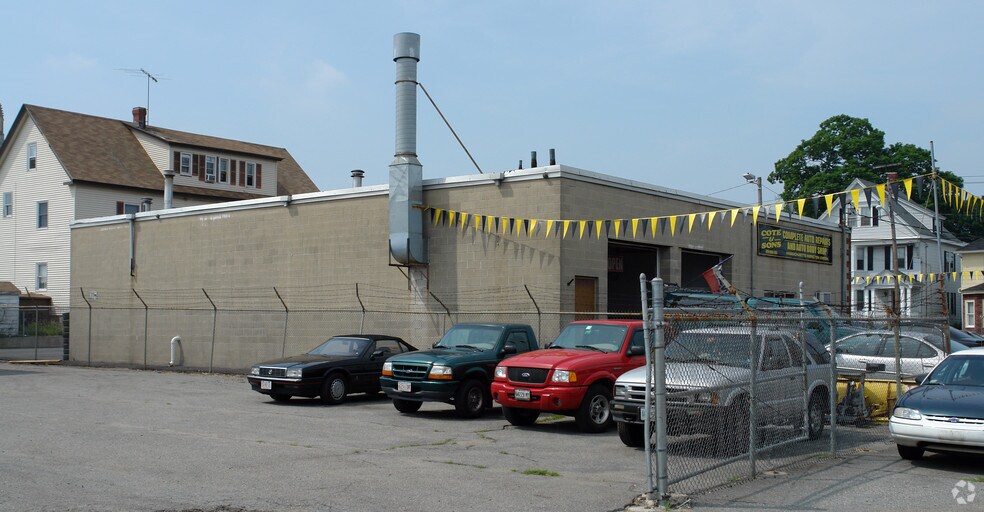 More Photos Of 284 S Broadway, Lawrence Auto Dealership For Sale