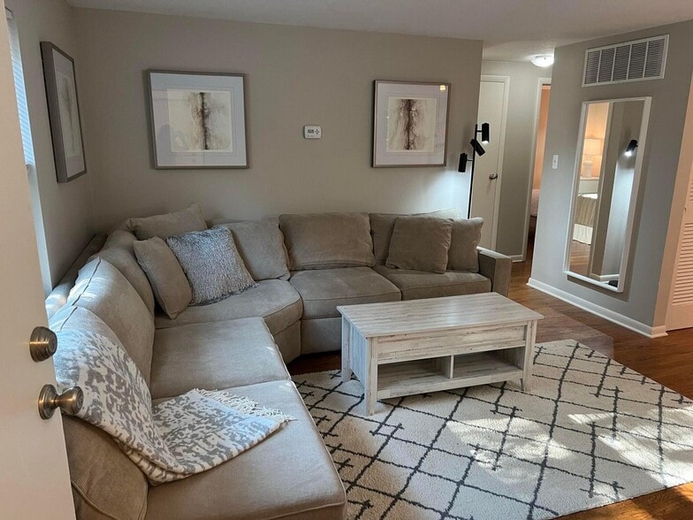 More Photos Of 295 Thurman Ave, Columbus Apartments For Sale